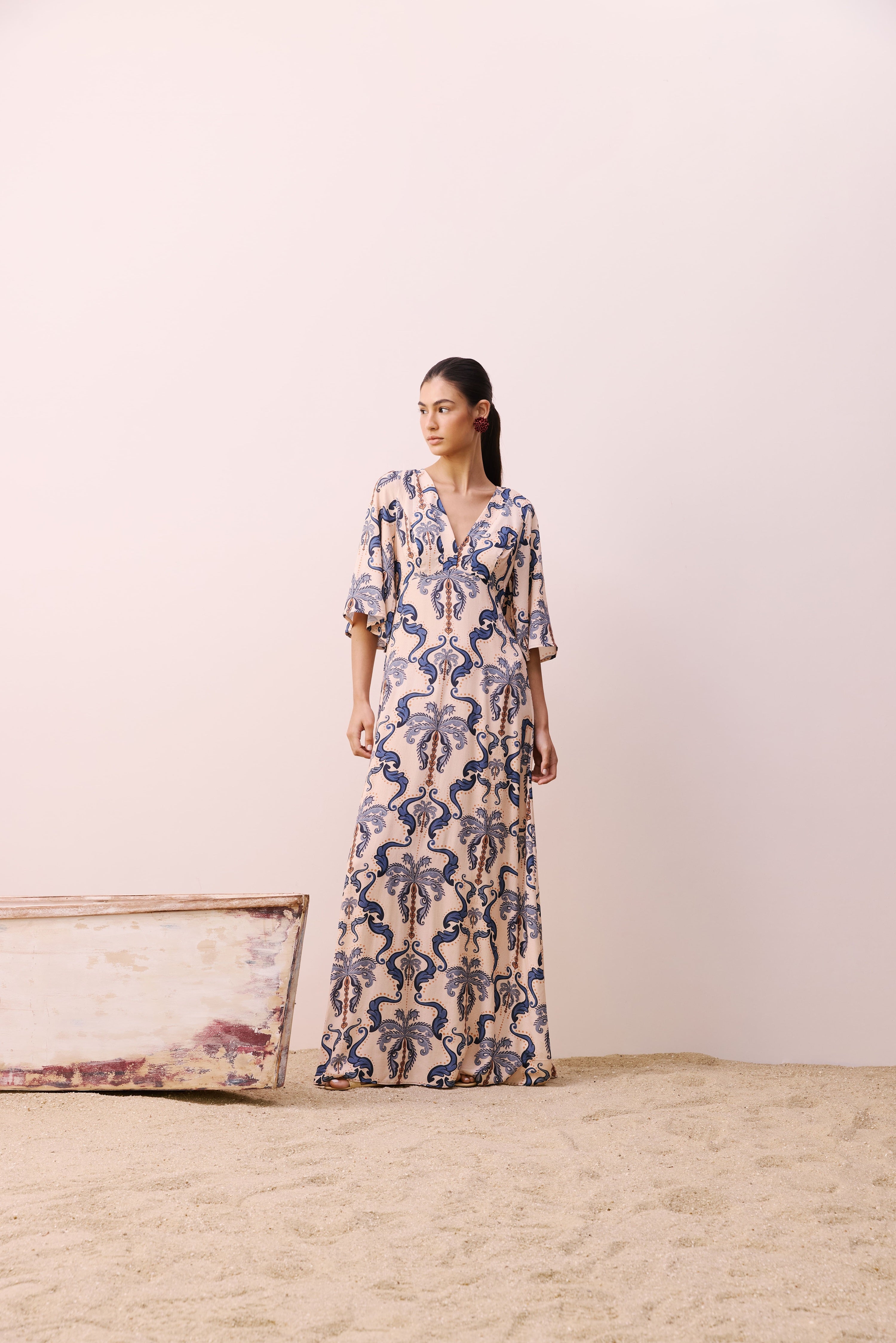 VESTIDO LARGO MANGAS BALDOSAS